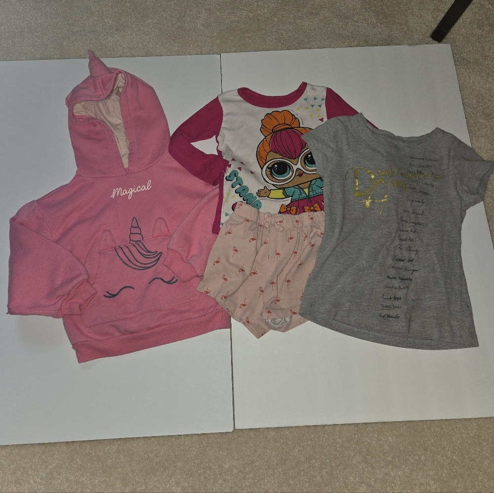 Girl's 4T Clothing Bundle 4pcs